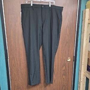 Haggar Size 40x30 Black Straight Fit InMotion Performance Pant